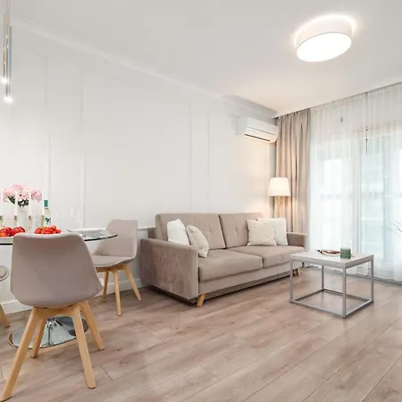 Close-urban Chic - Luxury At Mennica Apartamento Varsovia