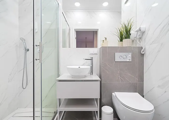 Close-urban Chic - Luxury At Mennica شقة *